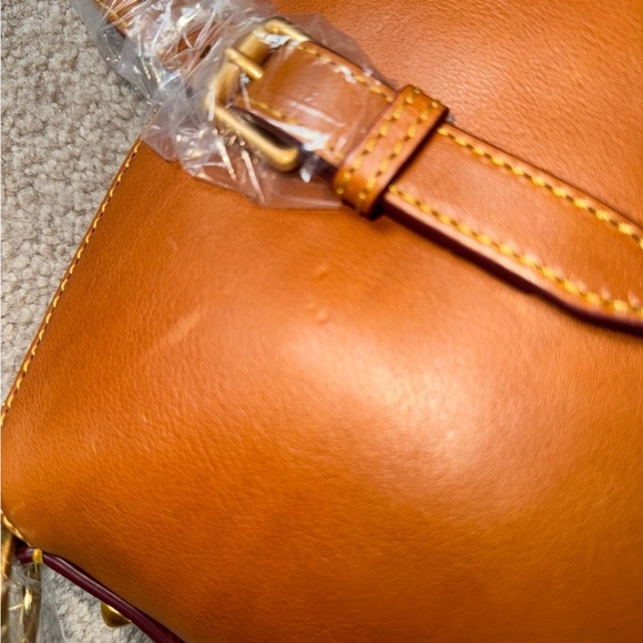 NWT Dooney & Bourke Florentine Domed Satchel in Natural - Picture 7 of 10